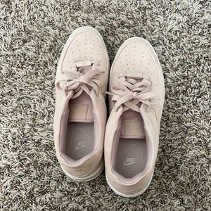 Air Force 1 Sage - Pink Suede